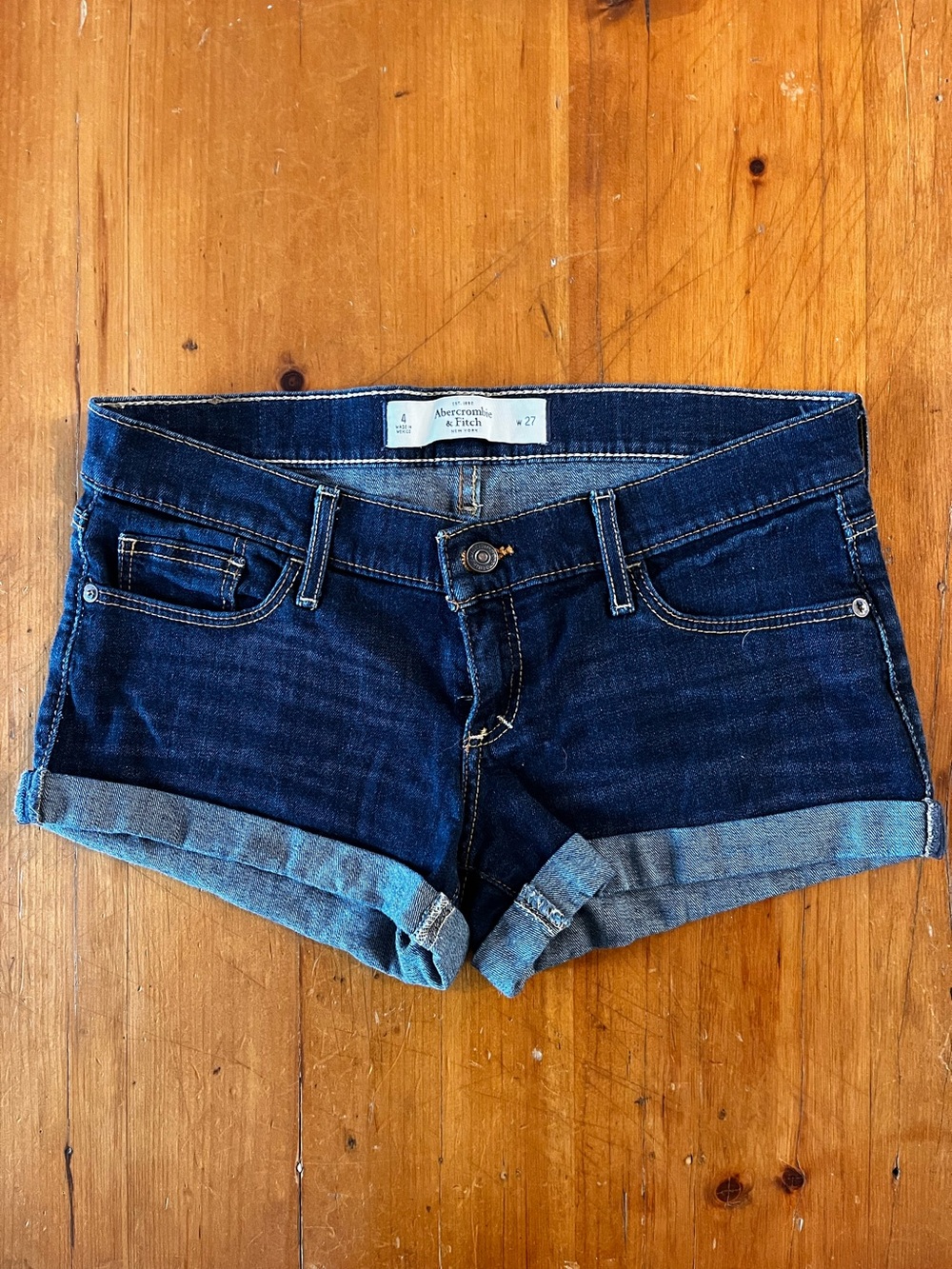 Abercrombie & Fitch Women’s Dark Denim Jean Shorts Folded Hem 2.5” Inseam